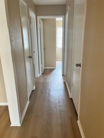 9910 Stonemont Road, La Porte, TX 77571