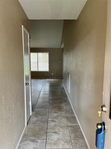 9910 Stonemont Road, La Porte, TX 77571
