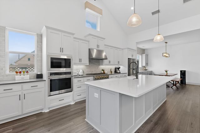 200 W Shetland Lane, Northlake, TX 76247