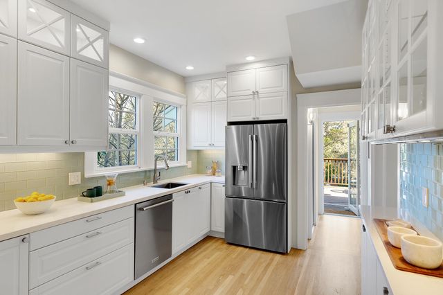 4101 Greenwood Ave, Oakland, CA 94602