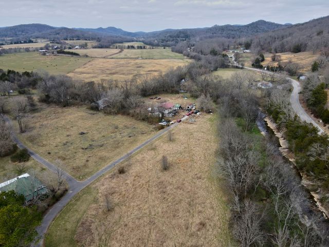 128 Tarpley Ln, Watertown, TN 37184