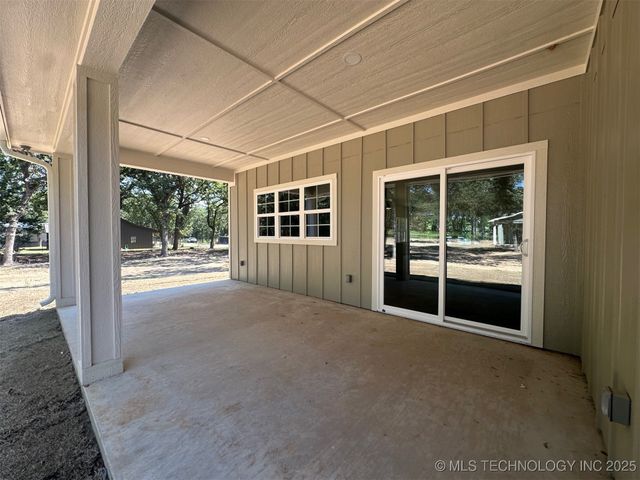 12351 Longboard Loop, Kingston, OK 73439