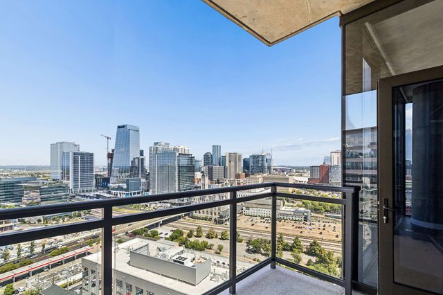 1212 Demonbreun St Apt 2013, Nashville, TN 37203