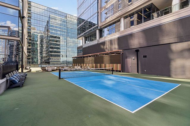 1212 Demonbreun St Apt 2013, Nashville, TN 37203