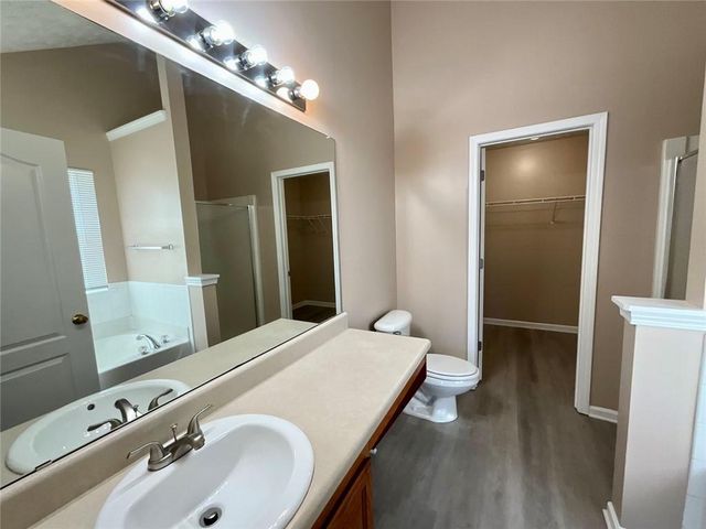 2043 Newton Estates Drive, Ellenwood, GA 30294