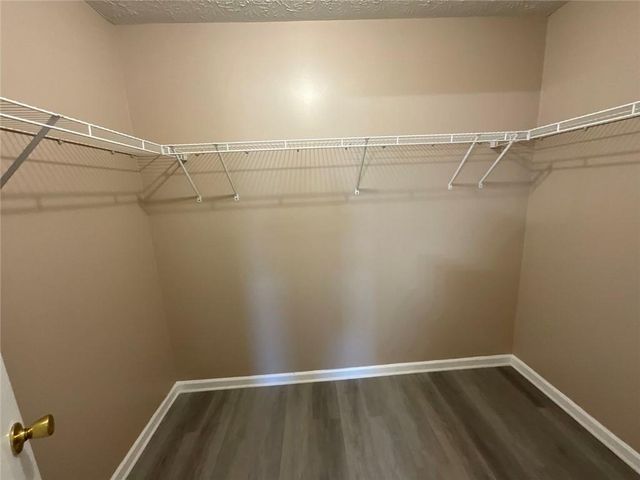 2043 Newton Estates Drive, Ellenwood, GA 30294