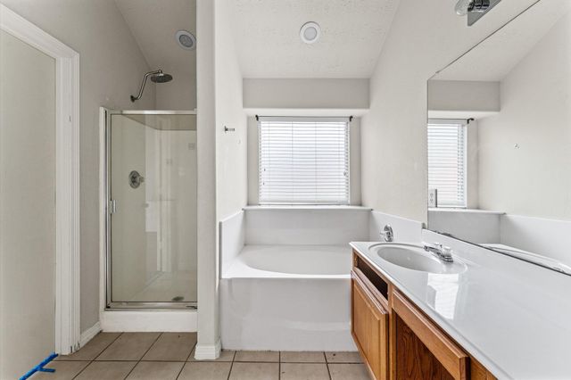 1875 Redwood Lane, Dayton, TX 77535