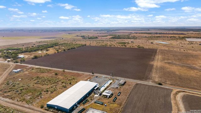 TBD County Road 583, Lacoste, TX 78039