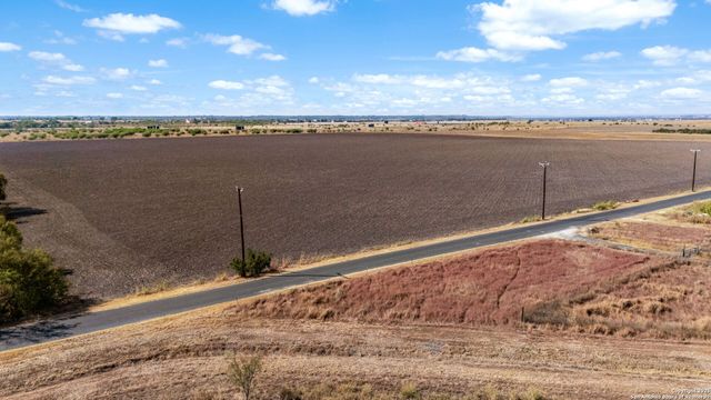 TBD County Road 583, Lacoste, TX 78039