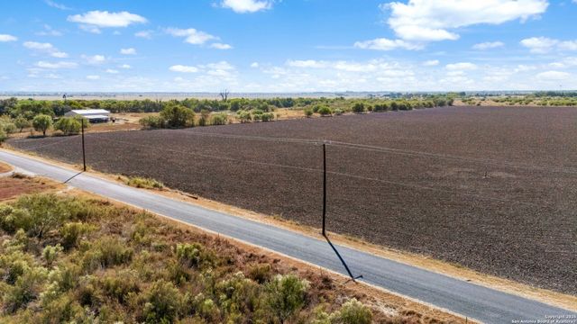 TBD County Road 583, Lacoste, TX 78039