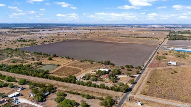 TBD County Road 583, Lacoste, TX 78039