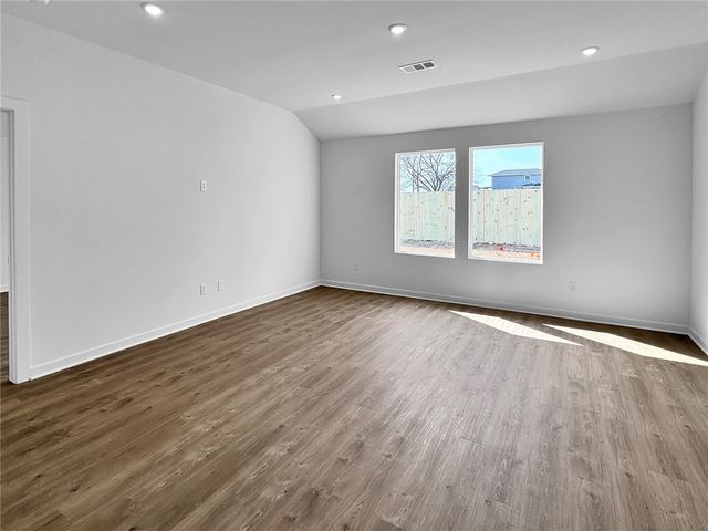 541 Riggs Street, Prairie Grove, AR 72753