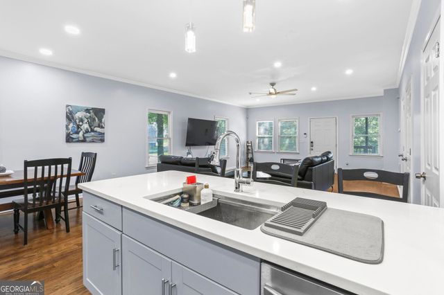 687 Windsor Street SW, Atlanta, GA 30310