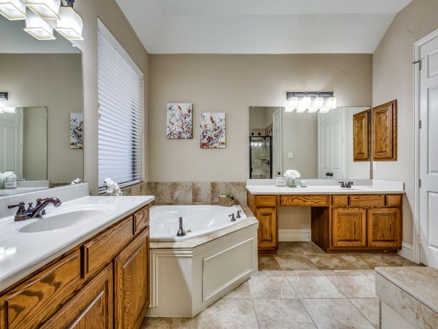 832 Hidden Springs Court, Mckinney, TX 75071