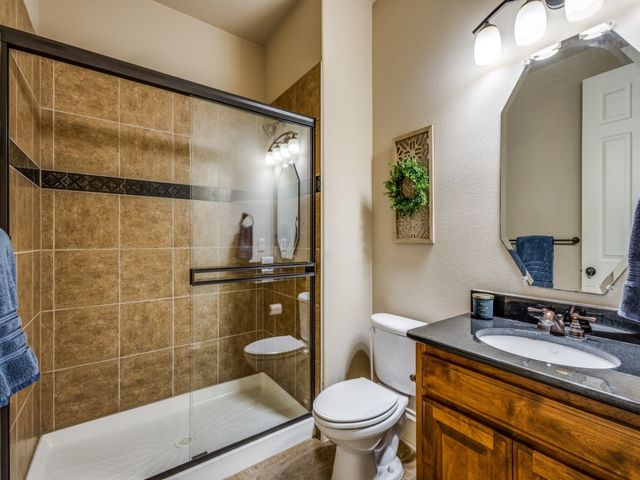 832 Hidden Springs Court, Mckinney, TX 75071