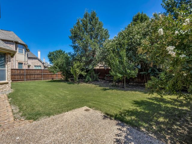 832 Hidden Springs Court, Mckinney, TX 75071