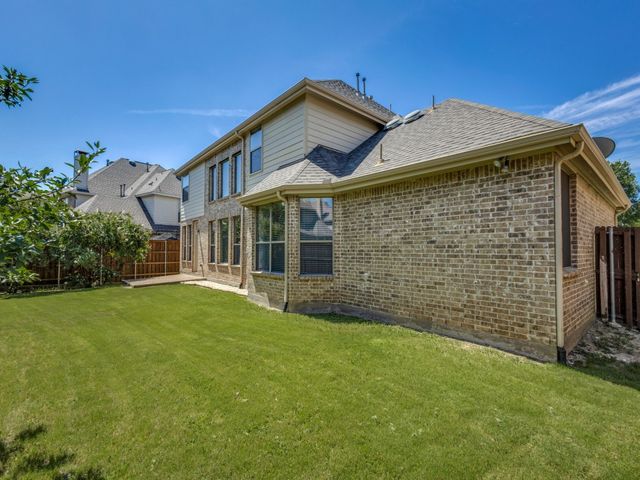 832 Hidden Springs Court, Mckinney, TX 75071