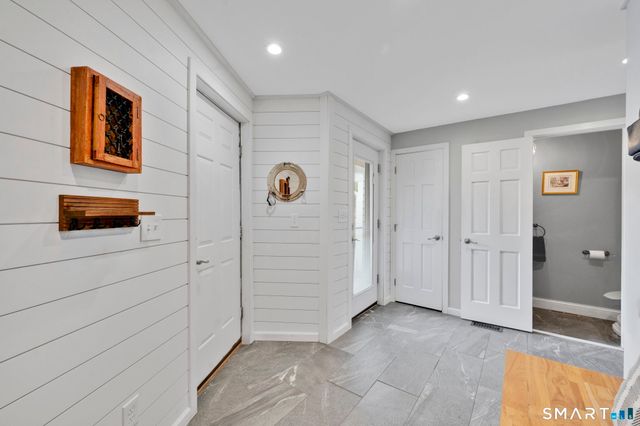 213 Lincoln Drive, Glastonbury, CT 06033
