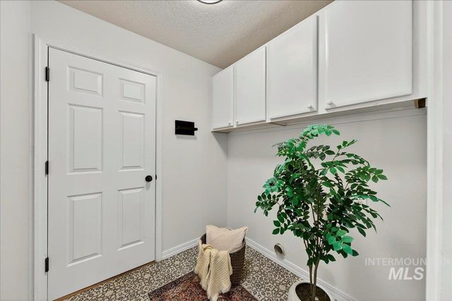 2428 E Maryland, Nampa, ID 83686