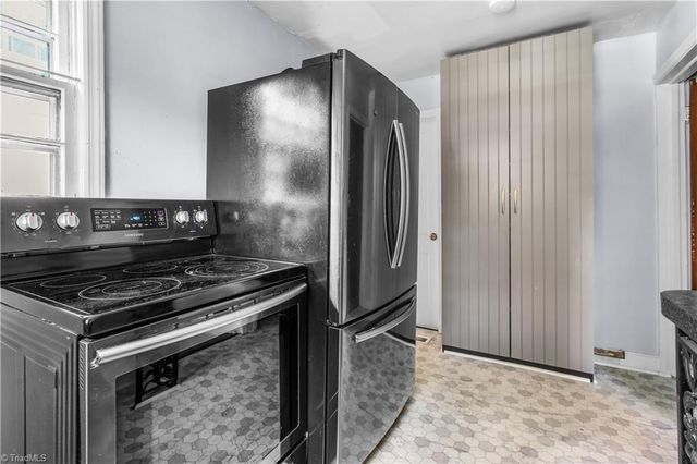 820 Brent Street, Winston-salem, NC 27103