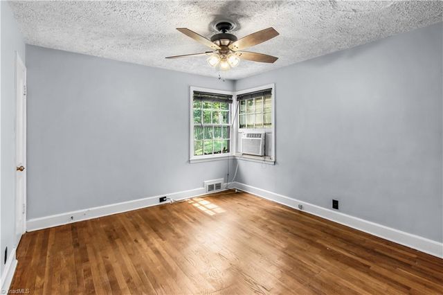 820 Brent Street, Winston-salem, NC 27103