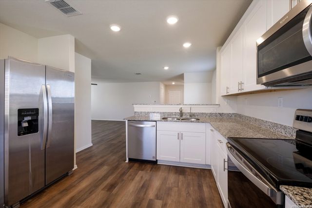 407 Forsythia, New Braunfels, TX 78130