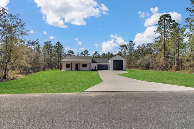 22058 SW MANGO LANE, Dunnellon, FL 34431