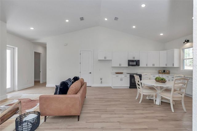 22058 SW MANGO LANE, Dunnellon, FL 34431