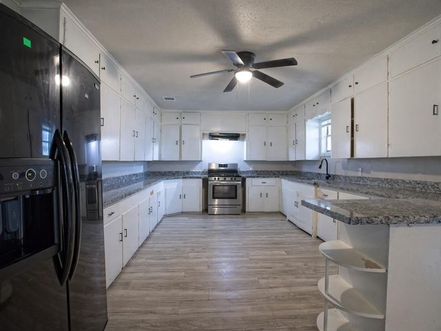 5229 Rue Street, Houston, TX 77033