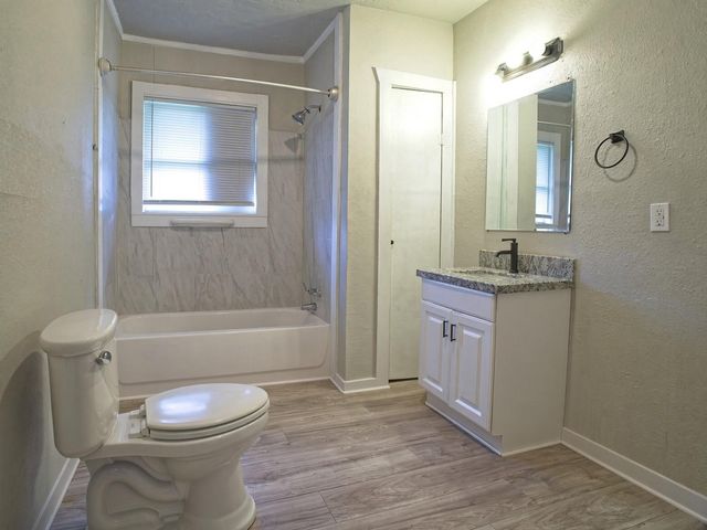 5229 Rue Street, Houston, TX 77033