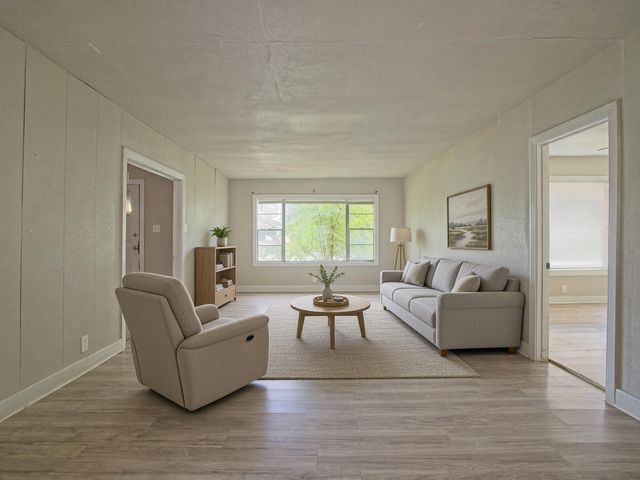 5229 Rue Street, Houston, TX 77033