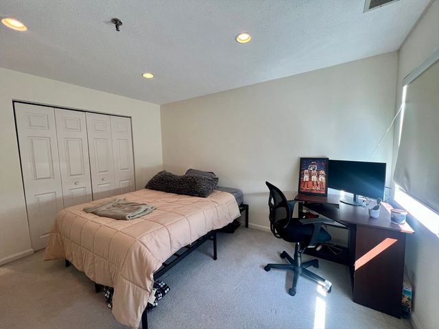 3920 Mystic Valley Pkwy 402, Medford, MA 02155
