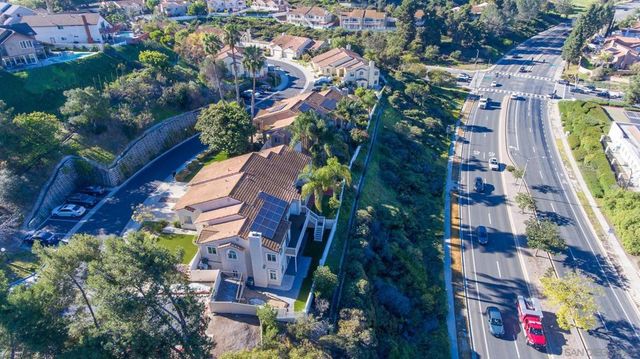 1859 Carolyn Dr, Chula Vista, CA 91913