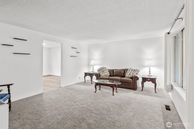 202 168th Street SE, Bothell, WA 98012
