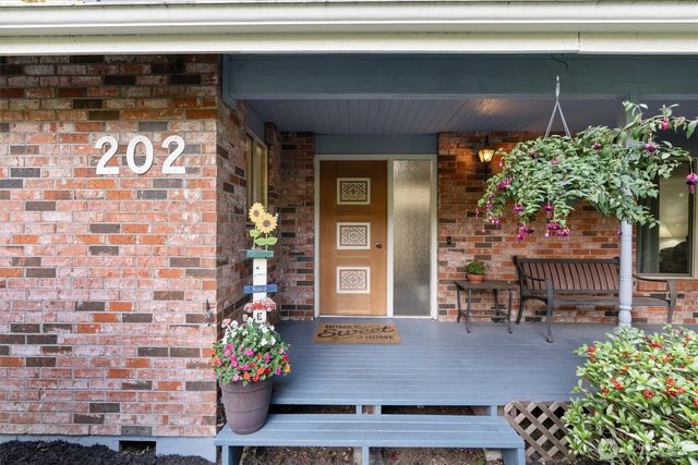 202 168th Street SE, Bothell, WA 98012