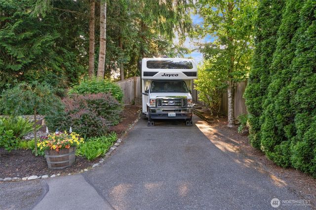 202 168th Street SE, Bothell, WA 98012