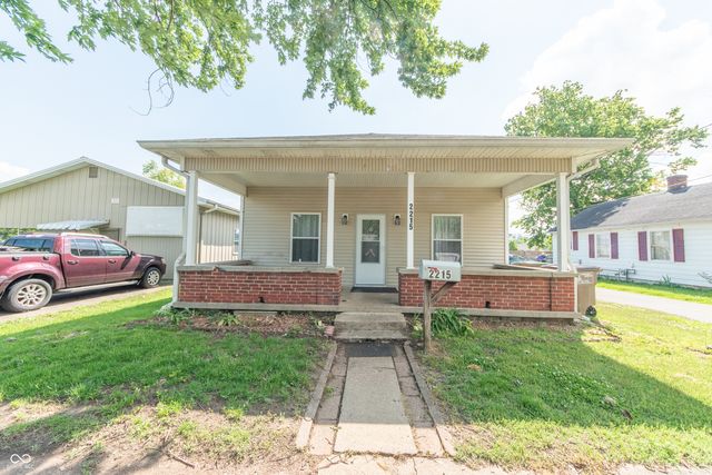 2215 N Cherry Street, Columbus, IN 47201