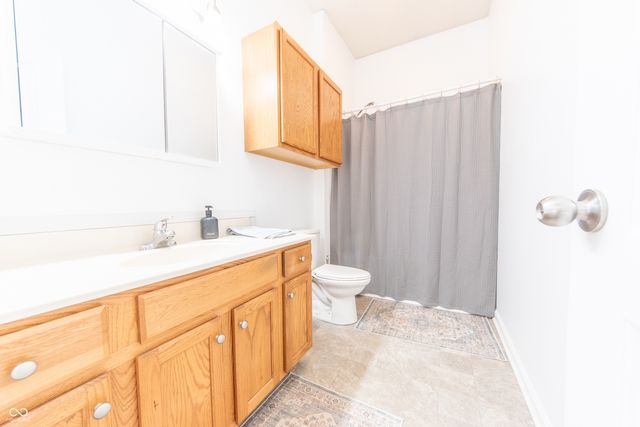 2215 N Cherry Street, Columbus, IN 47201
