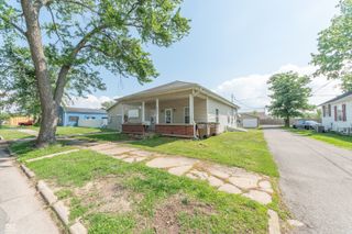 2215 N Cherry Street, Columbus, IN 47201