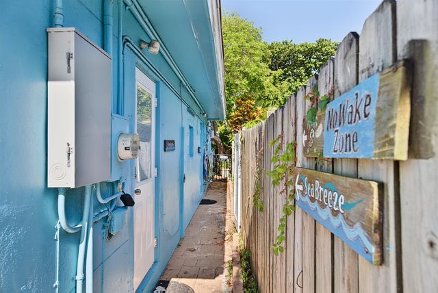 2318 N Ocean Boulevard, Fort Lauderdale, FL 33305