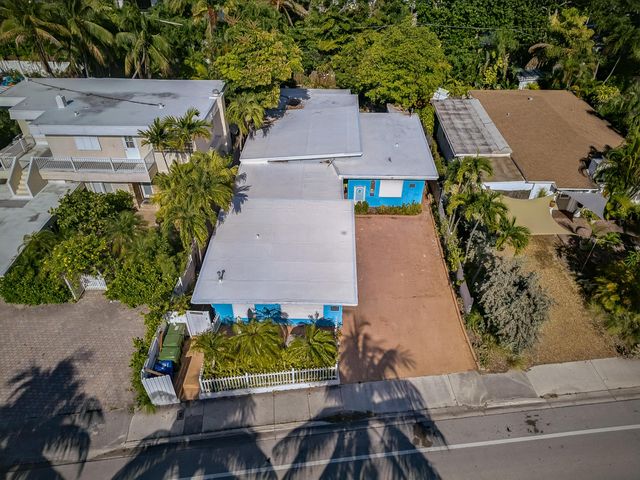 2318 N Ocean Boulevard, Fort Lauderdale, FL 33305
