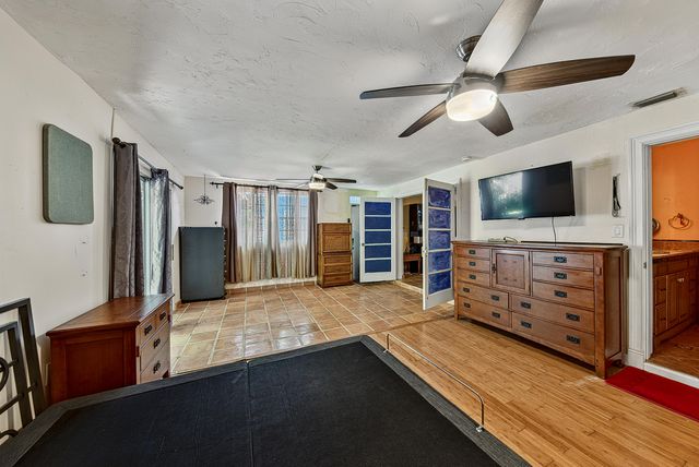 2318 N Ocean Boulevard, Fort Lauderdale, FL 33305