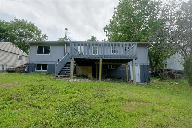 17804 E Greentree Avenue, Independence, MO 64057