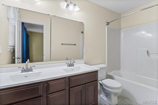 2050 Magnolia Way, Pevely, MO 63070