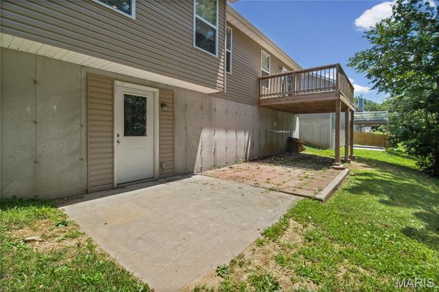 2050 Magnolia Way, Pevely, MO 63070