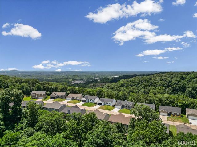 2050 Magnolia Way, Pevely, MO 63070