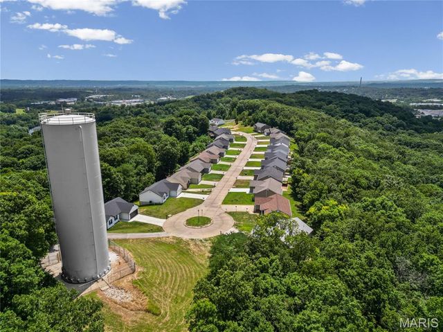 2050 Magnolia Way, Pevely, MO 63070