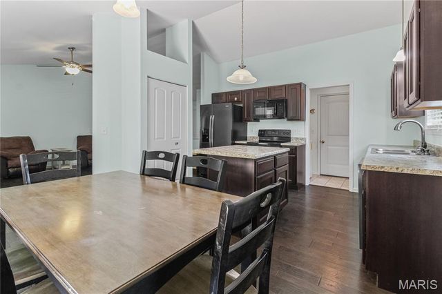 2050 Magnolia Way, Pevely, MO 63070