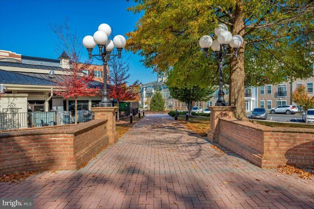 2500 WATERSIDE DR #110, Frederick, MD 21701