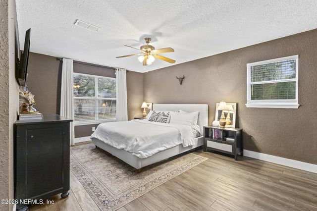 553 ARTHUR MOORE Drive, Green Cove Springs, FL 32043